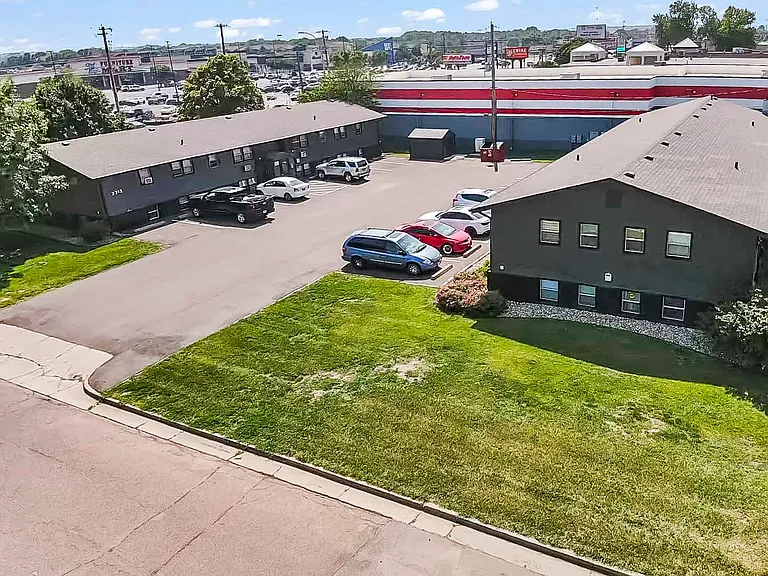 3309 S Jefferson Ave — Photo 16