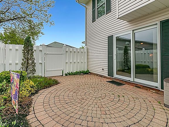 2nd image of 8078 Independence Dr #29-C