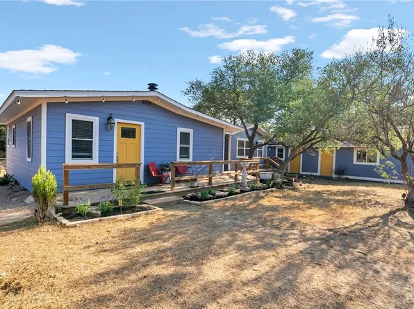 1110 Palm St, Burnet, TX 78611