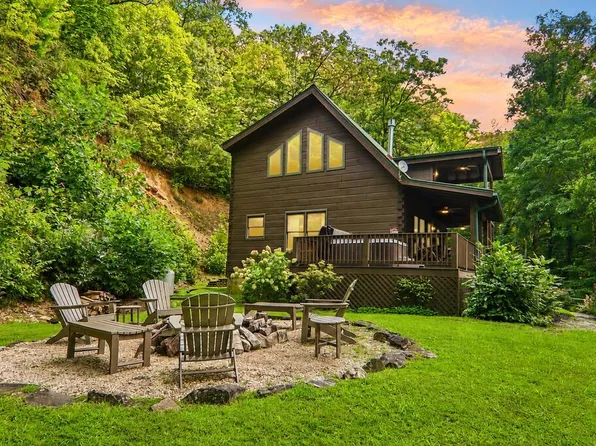 110 Nellie Hazel Dr, Bryson City, NC 28713