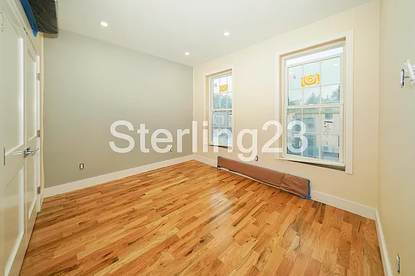 Rented by Sterling Realty Solution Inc | media 6