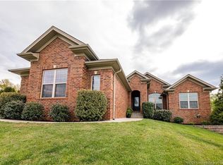 3606 Sunset Ridge Ct, Floyds Knobs, IN 47119