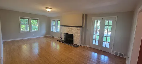 19101 Delton Ave Photo 1