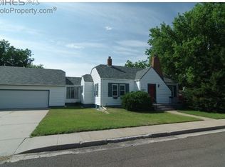423 W 3rd St, Julesburg, CO 80737