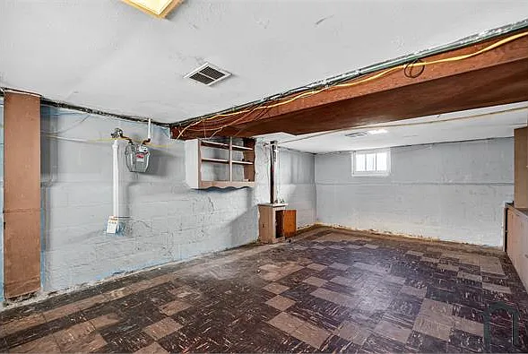 16701 Raymond St — Photo 34
