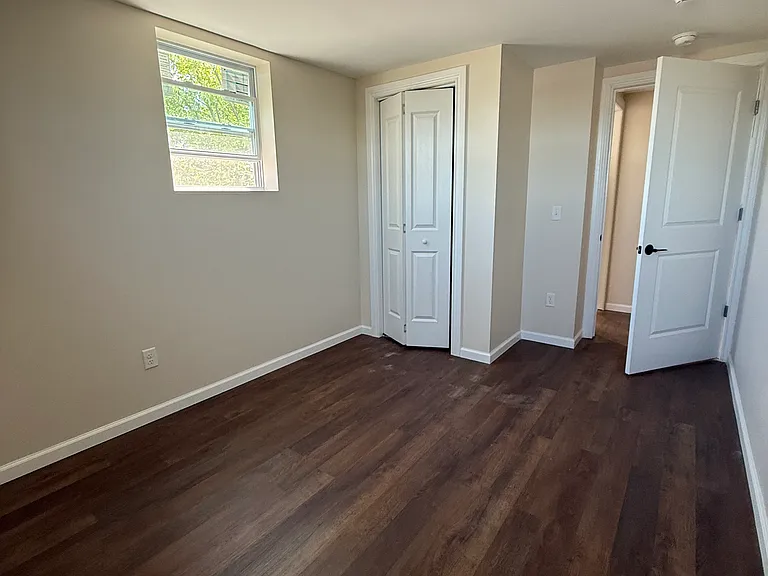 3003 Genesee St — Photo 6