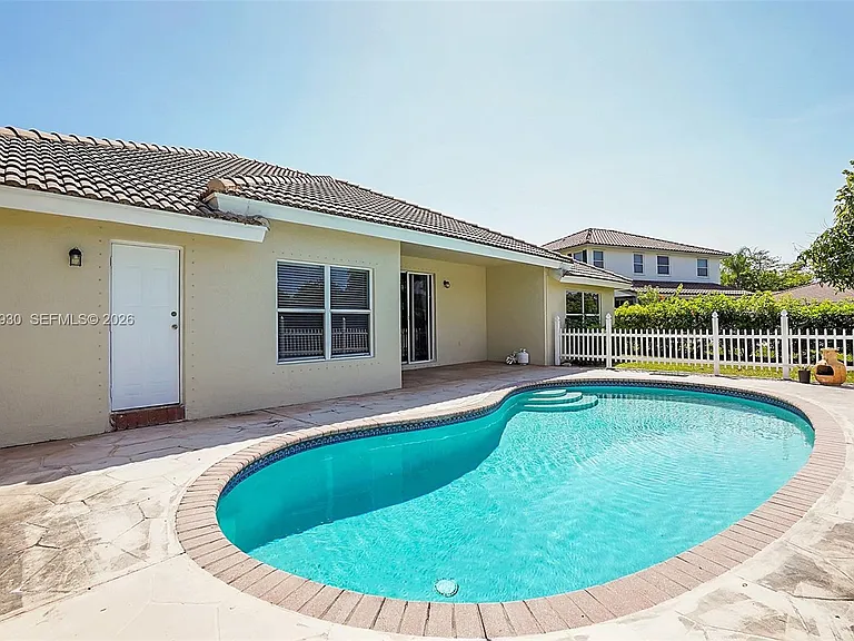 1574 NW 103rd Ter — Photo 58