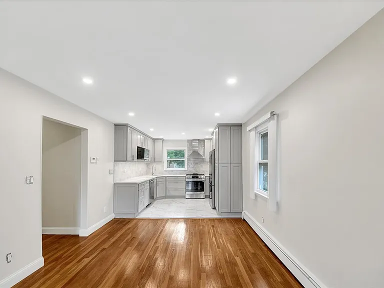 21 E Cedar St #2 — Photo 17