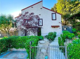 393 N Wilson Ave, Pasadena, CA