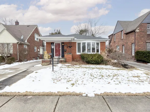 13114 Chestnut St, Southgate, MI 48195