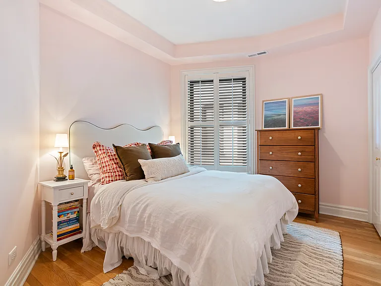 1709 N Crilly Ct #1E — Photo 9