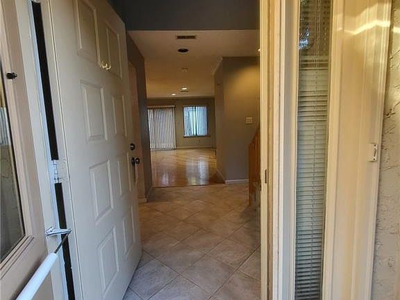 2nd image of 12 Carriage Pl #1012
