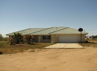 13425 Fir St, Oak Hills, CA 92344