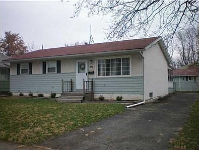 3rd image of 3439 Oaklawn St