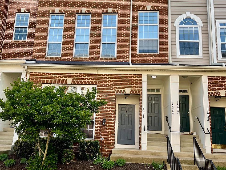 1st image of 15288 Rosemont Manor Dr