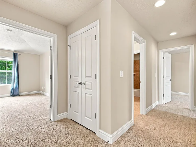1360 E Foxmont Ln — Photo 16