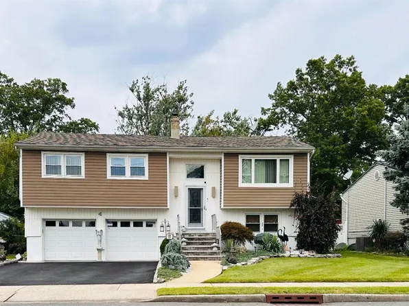 4 Joel Pl, Iselin, NJ 08830