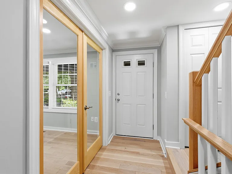 2916 Montauk Ct — Photo 4