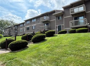2457 Brook Ledge Rd APT 12A, Bridgeville, PA 15017