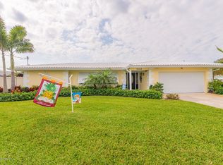 1705 Pelican Dr, Merritt Island, FL 32952