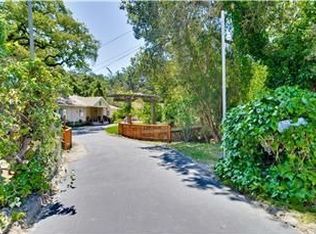 2 Old Stage Coach Rd, Redwood City, CA 94062