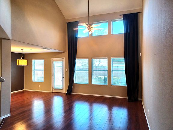 3rd image of 10119 Wake Bridge Dr