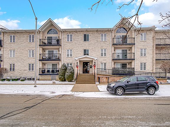 2nd image of 9400 S 79th Ave APT 3F