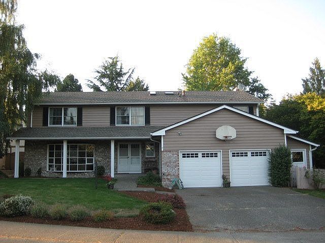 New exterior paint and updated columns
