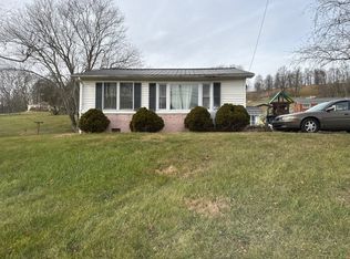 1481 Valley Rd, Saltville, VA 24370