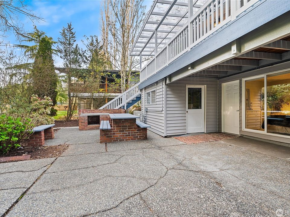 1st image of 651 154th Ave SE #A