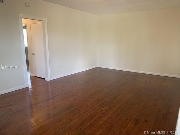 4th image of 1770 Meridian Ave #216