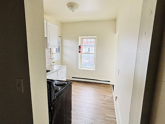4th image of 761-765 S 8th St #2