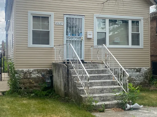 10137 S Carpenter St, Chicago, IL 60643