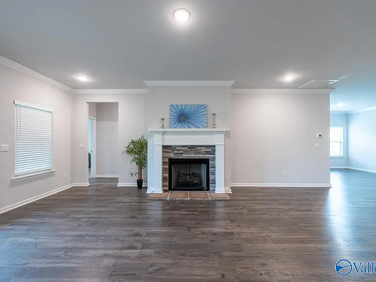 331 Jackson Point Cir — Photo 7