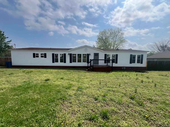 64 Donnybrook Dr, Atoka, TN 38004