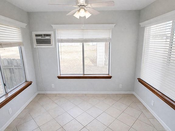 4th image of 350 Robbie Lee Rd