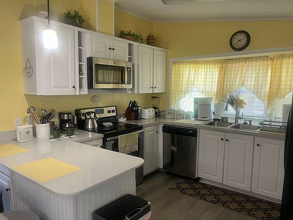 5th image of 7195A Sunningdale Dr #966