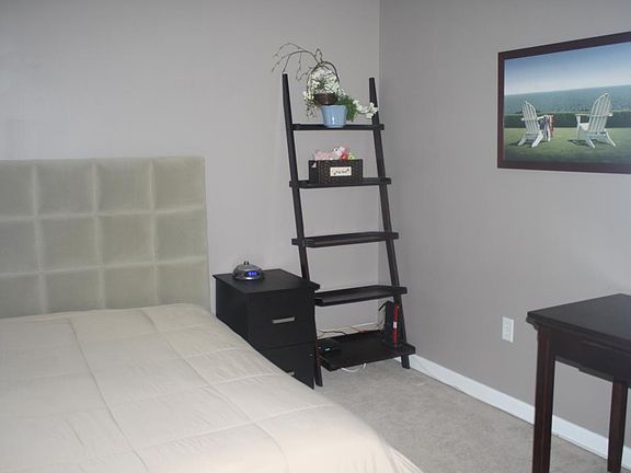 Study (also use for 2nd bedroom)