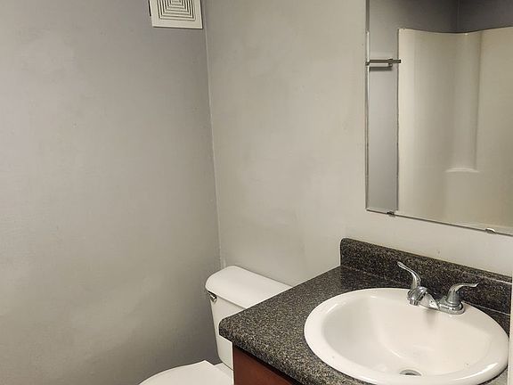 4th image of 1435 N Columbus St APT B23