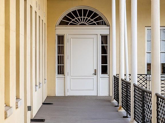 2nd image of 1 Academy Cir Unit 222
