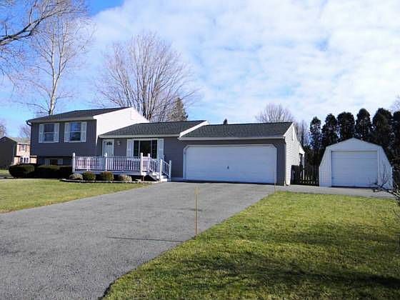 1st image of 8096 Thurston Dr
