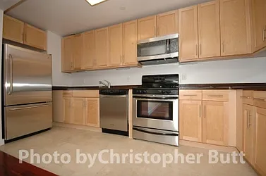 Rented by Citi Habitats