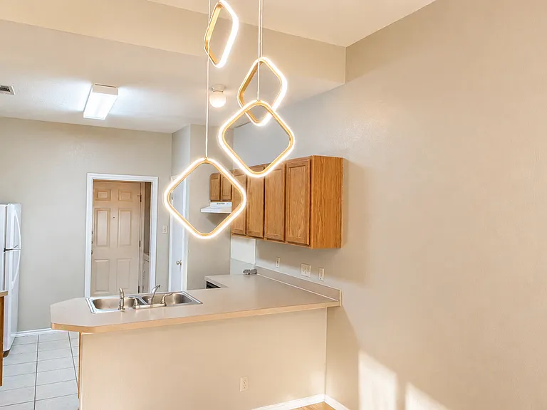 1217 Armadillo Rd #B — Photo 6