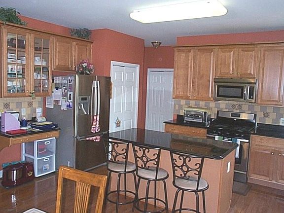 3rd image of 107 Mallard Way