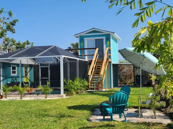 2470 Rose Ave, Saint James City, FL 33956