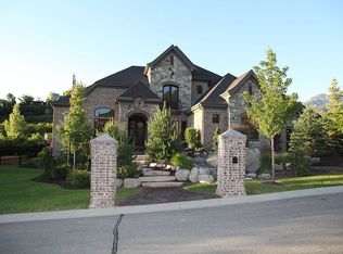 12 E Bentbrook Ln, Sandy, UT 84092