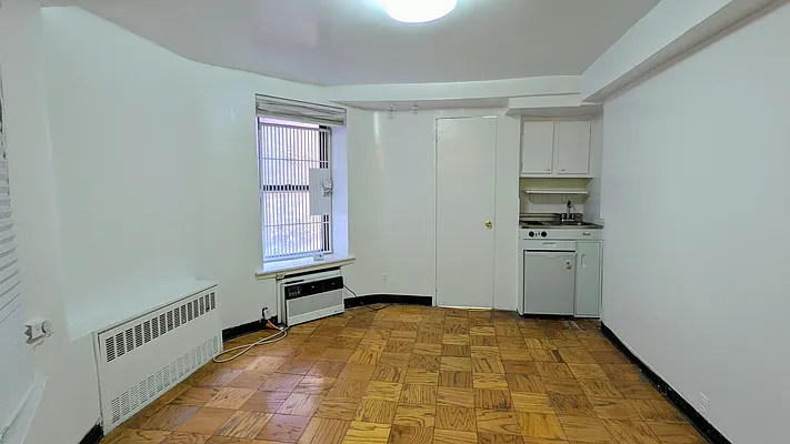 Rented by Douglas Elliman | media 9