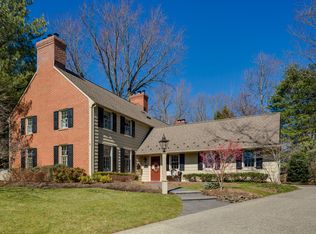 8 Wicklow Ct, Cherry Hill, NJ 08003