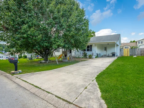 1577 Oak Tree Ln SE, Cleveland, TN 37311