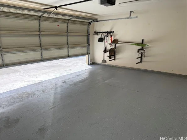 451 Keolu Dr, Kailua, HI 96734